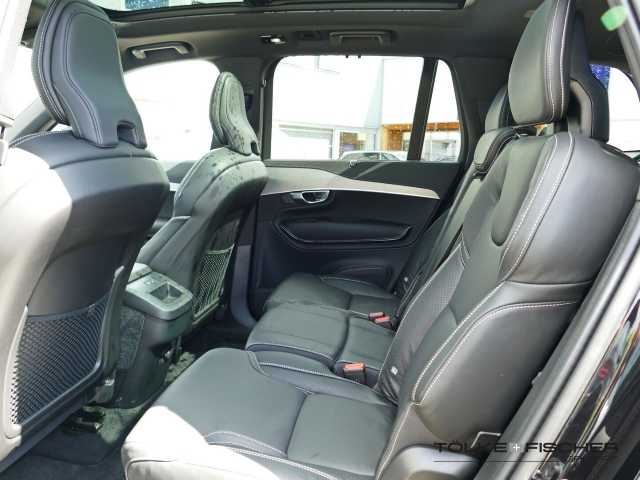 Volvo  Plus Dark B5 AWD Diesel EU6d+7-Sitzer+A. Luftfahrwerk+360Grad*Kamera+Pano+Standhz