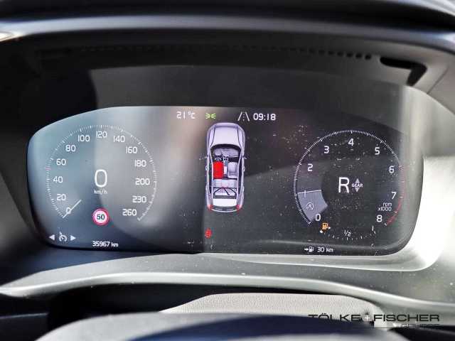 Volvo  Momentum Pro T3 Lenkradhzg. +Rückfahrkamera+Navi+LED*Scheinwerfer+Tempomat+Sitzhz